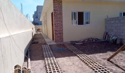 Casa com 2 quartos à venda no Morro do Algodão, Caraguatatuba  por R$ 330.000