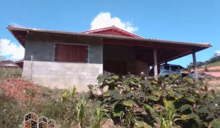Chácara / sítio com 2 quartos à venda no Bairro Alto, Natividade da Serra , 2000 m2 por R$ 295.000