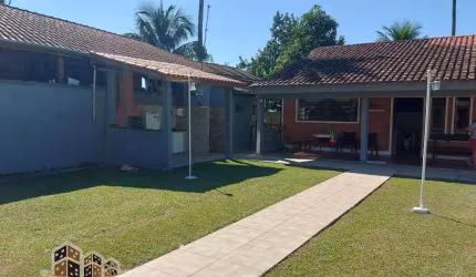 Casa com 3 quartos à venda na Praia da Enseada, São Sebastião , 1700 m2 por R$ 865.000