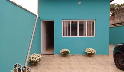 Casa com 3 quartos à venda no Jardim das Gaivotas, Caraguatatuba  por R$ 600.000