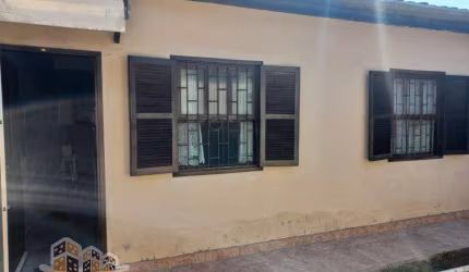 Casa em condomínio fechado com 1 quarto à venda na Praia das Palmeiras, Caraguatatuba  por R$ 300.000