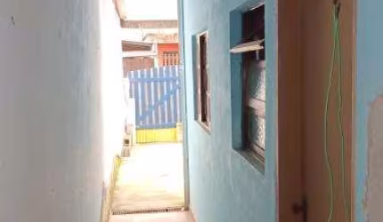 Casa com 2 quartos à venda na Avenida Manoel Severino de Castro, Jardim Tarumãs, Caraguatatuba por R$ 190.000