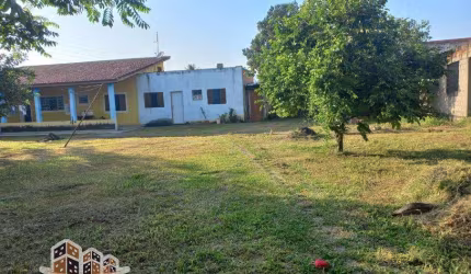 Casa com 2 quartos à venda no Barranco Alto, Caraguatatuba , 940 m2 por R$ 850.000