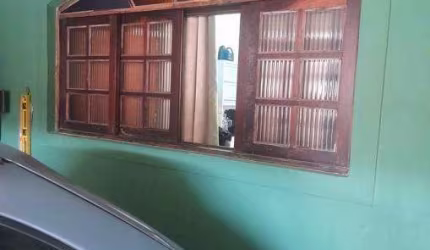 Casa com 2 quartos à venda no Perequê Mirim, Caraguatatuba  por R$ 180.000