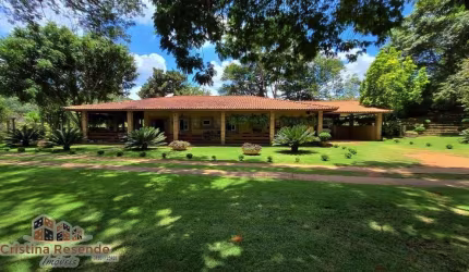 Casa com 9 quartos à venda na Zona Rural, São Luiz do Paraitinga  por R$ 2.300.000