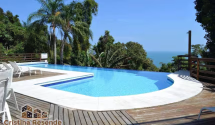 Casa em condomínio fechado com 2 quartos à venda no São Pedro, Ilhabela  por R$ 750.000