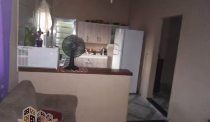 Casa com 2 quartos à venda no Teles, Paraibuna , 200 m2 por R$ 160.000