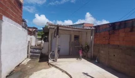 Casa com 1 quarto à venda no Perequê Mirim, Caraguatatuba , 150 m2 por R$ 110.000
