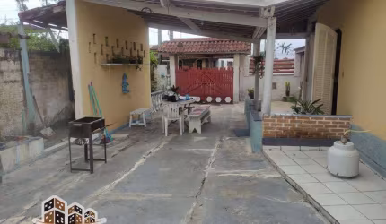 Casa com 2 quartos à venda no Morro do Algodão, Caraguatatuba  por R$ 330.000