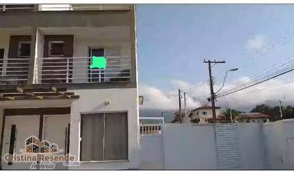 Casa em condomínio fechado com 2 quartos à venda no Massaguaçu, Caraguatatuba  por R$ 700.000