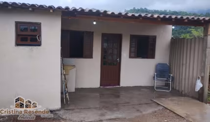 Casa com 1 quarto à venda no Jardim Santa Rosa, Caraguatatuba , 162 m2 por R$ 160.000