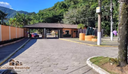 Casa em condomínio fechado com 5 quartos à venda no Massaguaçu, Caraguatatuba , 384 m2 por R$ 770.000
