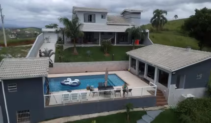 Linda - Casa Condomínio - Portal de Igaratá SP - Permuta