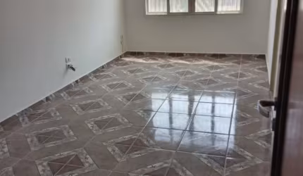 Sala comercial no Bosque dos Eucaliptos