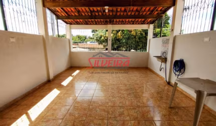 Casa com 2 quartos à venda no Jardim Leblon, Belo Horizonte  por R$ 280.000
