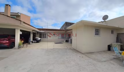 VENDE-SE CASA TERRÉA EM SÃO JOSÉ DOS PINHAIS