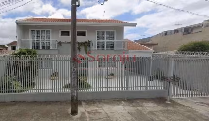 Vende-se Sobrado no Capão da imbuia