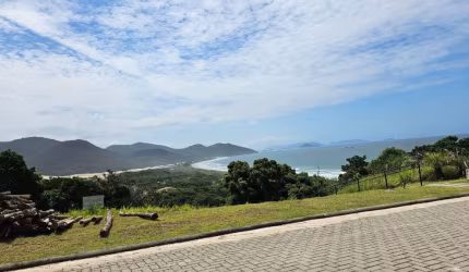 Seu terreno dos sonhos te espera
