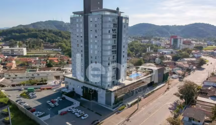 Cobertura com 4 quartos à venda no Vorstadt, Blumenau  por R$ 3.300.000