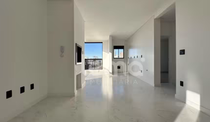 Apartamento com 3 quartos à venda no Itacolomi, Balneário Piçarras , 79 m2 por R$ 590.000
