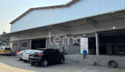 Barracão / Galpão / Depósito à venda no Itoupava Central, Blumenau , 2701 m2 por R$ 7.500.000