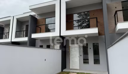 Casa em condomínio fechado com 2 quartos à venda no Velha, Blumenau , 75 m2 por R$ 550.000