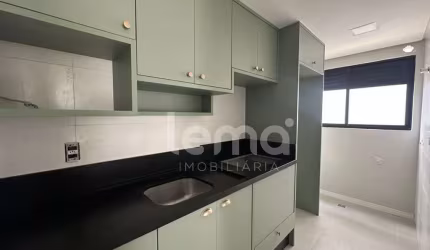 Apartamento com 2 quartos para alugar no Velha, Blumenau , 68 m2 por R$ 3.000