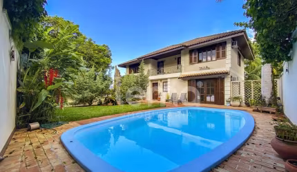 Casa em condomínio fechado com 4 quartos à venda em Água Verde, Blumenau , 503 m2 por R$ 2.800.000