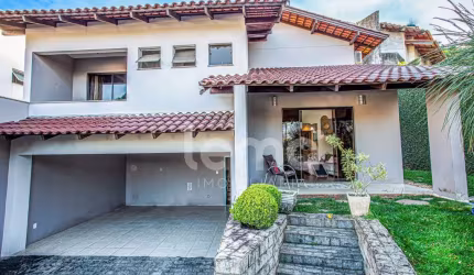 Casa com 3 quartos à venda no Velha, Blumenau , 185 m2 por R$ 1.400.000