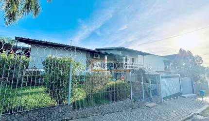 Casa com 3 quartos à venda na Rua Lindolfo Scharlau, Pinheiro, São Leopoldo, 186 m2 por R$ 1.196.000