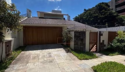Casa 4 dormitórios Bairro Pinheiro