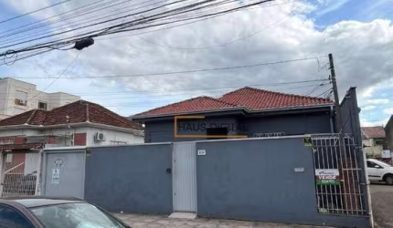 Linda Casa comercial no centro de São Leopoldo