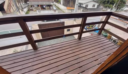 Casa tipo Sobrado 03 Dormitorios em Itajai Bairro Cordeiros