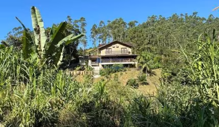 Sitio com 6 Hectares em Nova Trento