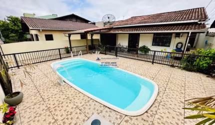Oportunidade  Casa com Piscina  Bairro Sao Vicente Itajai.