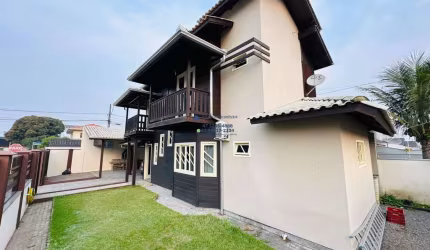 Casa para Venda Bairro Cordeiros Parte Alta Cidade de Itajai Santa Catarina.