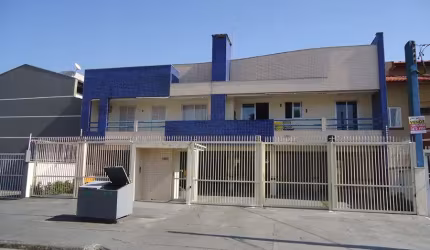 Cobertura Duplex para Venda com 02 Quartos em Caiobá