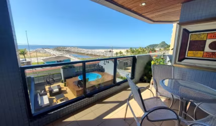 Apartamento de 3 quartos de frente pro mar em Caiobá