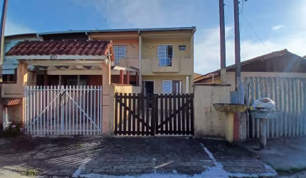 Sobrado de 3 quartos no Balneário Ipacaraí em Matinhos - Pr