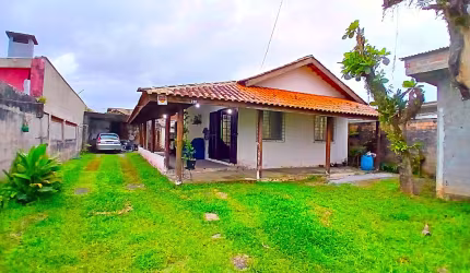Casa de 2 quartos no Balneário Ipacaraí em Matinhos - Paraná