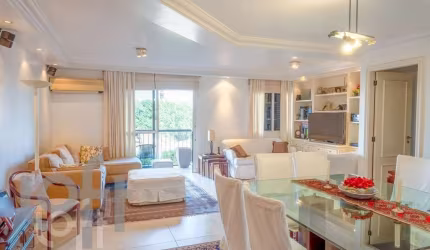 Apartamento com 3 quartos à venda na Avenida dos Eucaliptos, 217, Moema, São Paulo por R$ 1.980.000