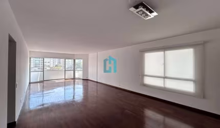 Apartamento com 3 quartos para alugar na Avenida Pavão, 853, Moema, São Paulo por R$ 5.000