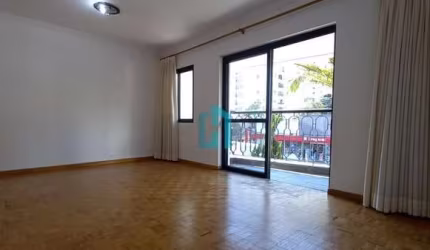 Apartamento com 3 quartos para alugar na Avenida Cotovia, 80, Moema, São Paulo por R$ 4.500