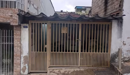 Oportunidade - Casa antiga no Jardim Vila Formosa