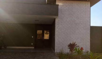 Casa à venda no Ideal Life com 3 dormitórios e 2 vagas de garagem / Próximo a Engenheiro Schimitd