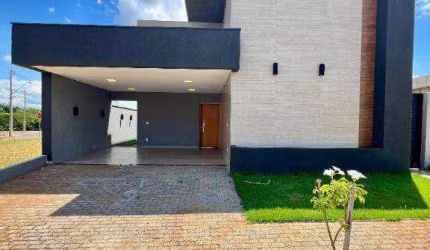 Casa à venda no Condomínio Maria Julia com 3 suítes, piscina e Próximo ao Compre Mix!!