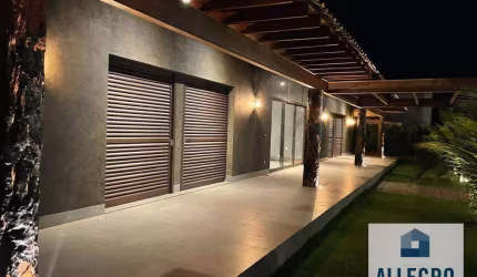 Exclusivo Rancho à Venda no Condomínio Enseada 2 com 4 suítes e   com Espaço para vários veículos / Próximo a Br 153 !!