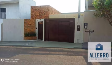 Casa à venda em Bady Bassitt com 3 dormitórios e 2 vagas de garagem !