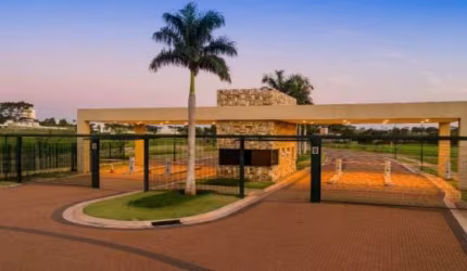 Terreno à venda no Golfe Jardins com 466,25 / Próximo ao Shopping Iguatemi !