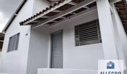 Aluga-se na Vila Santa Catarina com 2 Dormitórios e 2 vagas de garagem / Próximo a Av. Potirendaba